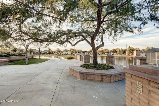 3773 E Stampede Dr, Gilbert, AZ 85297 - surrounding community featuring a patio and a water view