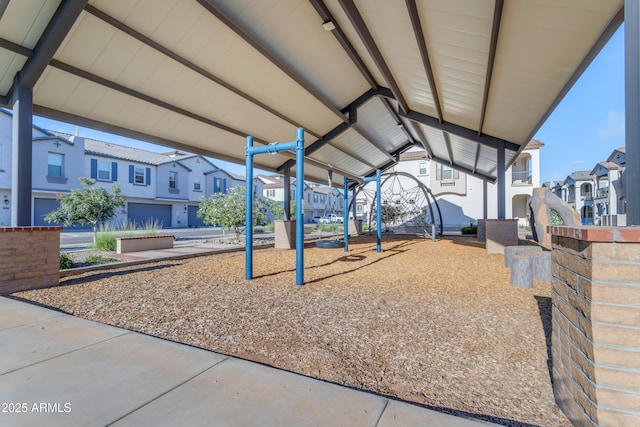 surrounding community featuring a residential view