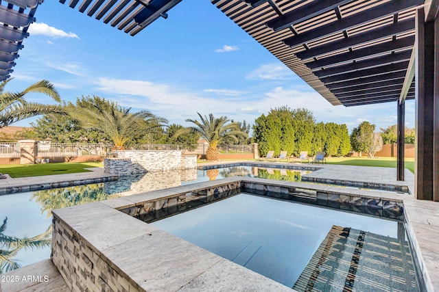 view of pool featuring a jacuzzi