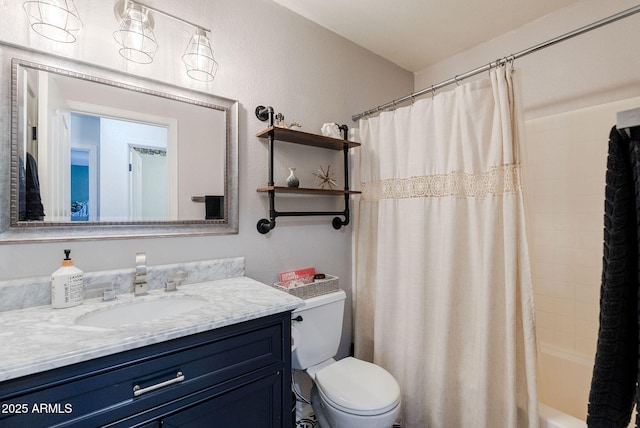 1145 E Lowell Ave, Gilbert, AZ 85295 - full bath with toilet, vanity, and shower / tub combo with curtain