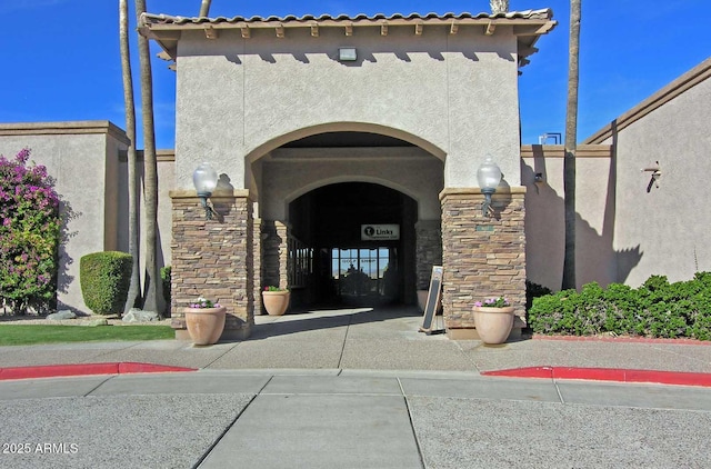 view of doorway to property