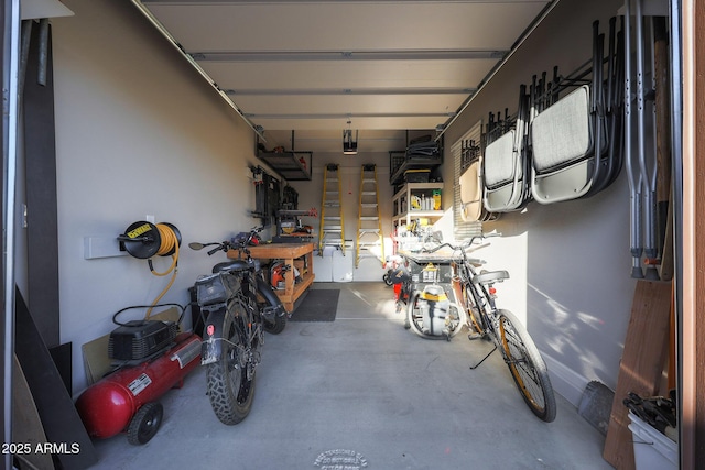 13236 W Montansoro Ln, Peoria, AZ 85383 - view of garage