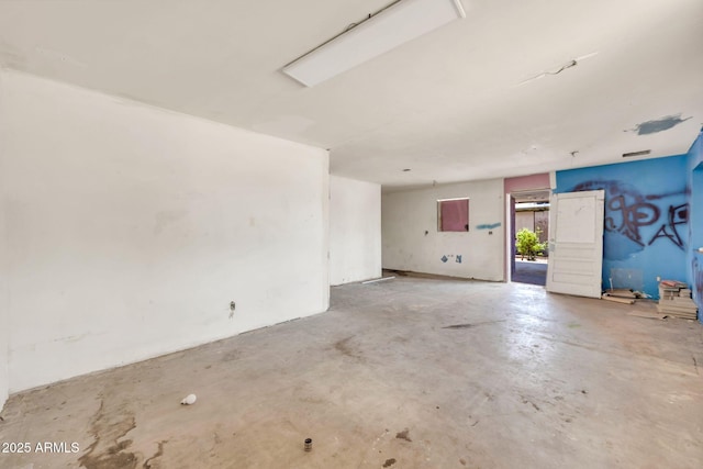 875 E Flint St, Chandler, AZ 85225 - unfurnished room featuring unfinished concrete flooring
