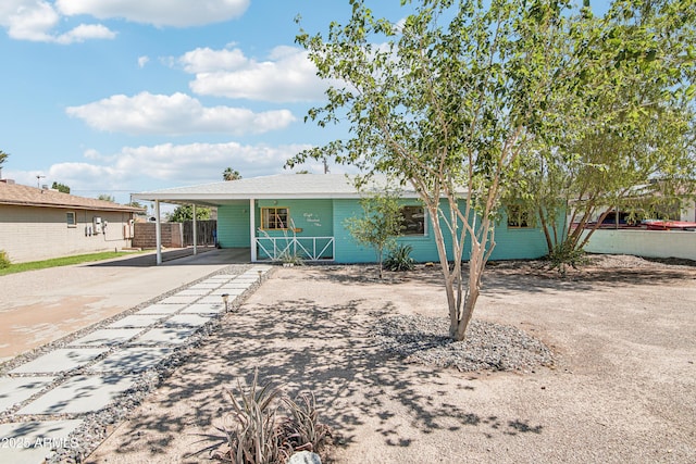 805 E Jackson Ave, Buckeye, AZ 85326 - view of front of property with concrete driveway and an attached carport