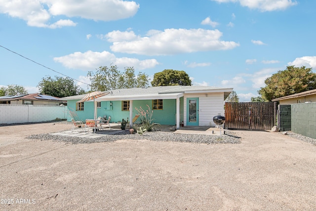 805 E Jackson Ave, Buckeye, AZ 85326 - view of front of property featuring a patio