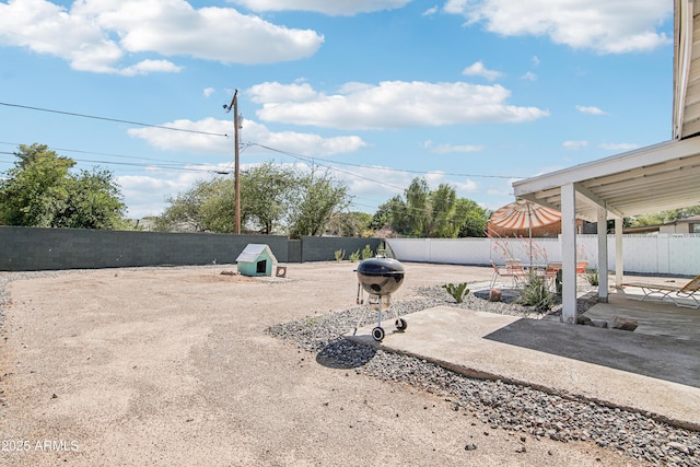 805 E Jackson Ave, Buckeye, AZ 85326 - view of yard with a patio