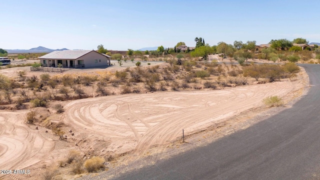 22050 W El Grande Trl, Wickenburg, AZ 85390 - view of yard featuring a mountain view