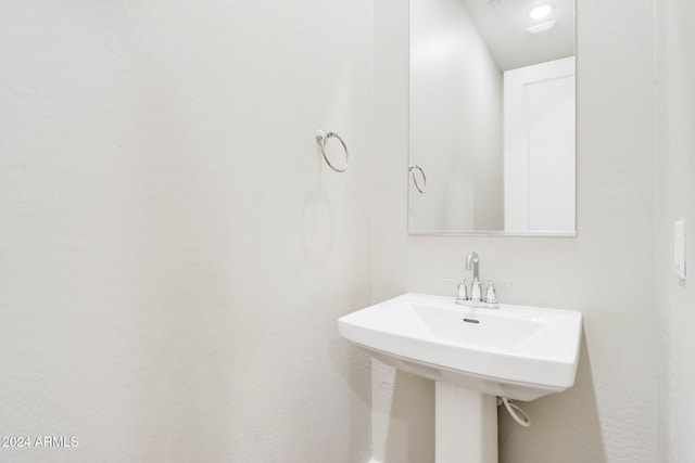 bathroom with sink