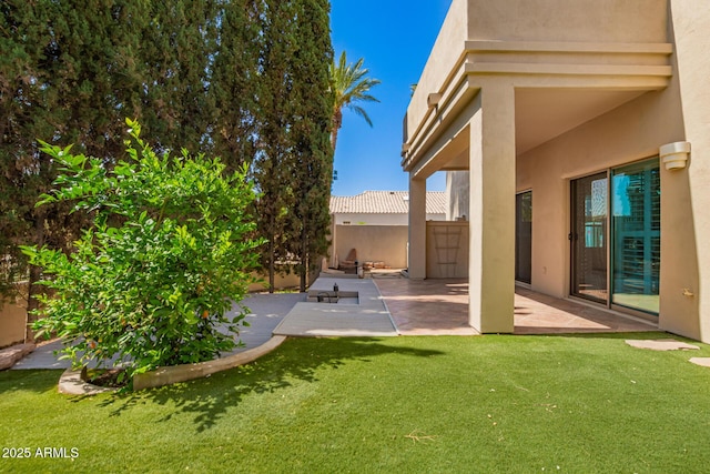6510 S Hazelton Ln Unit 101, Tempe, AZ 85283 - view of yard featuring a patio area