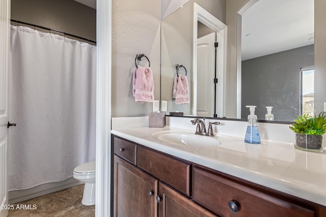 2255 N Hillridge, Mesa, AZ 85207 - full bath with vanity, toilet, and a shower with curtain
