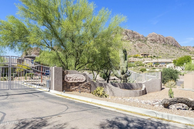 exterior space featuring a mountain view