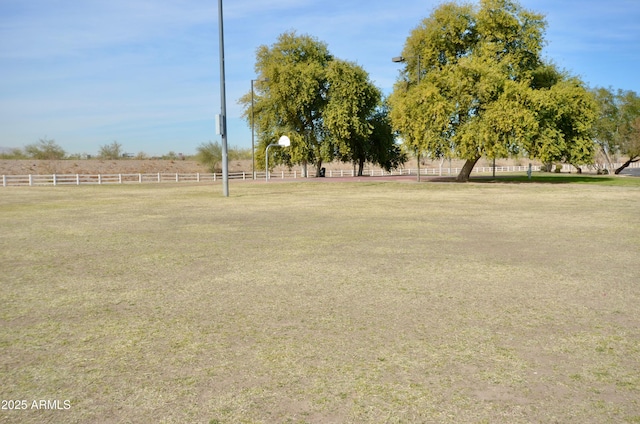 view of yard featuring a rural view