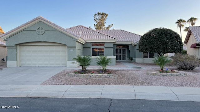 view of front facade with a garage