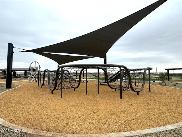 surrounding community with playground community