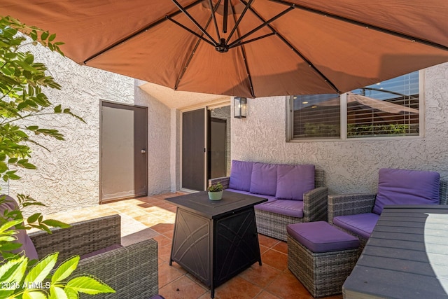 4918 N 74th St, Scottsdale, AZ 85251 - view of patio / terrace with an outdoor hangout area