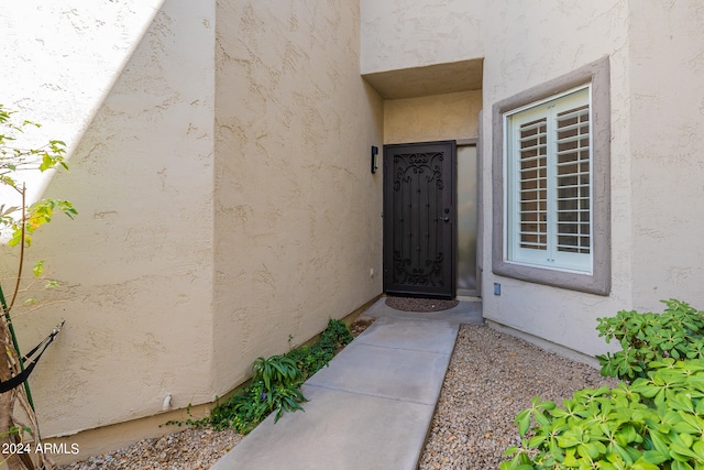 view of entrance to property