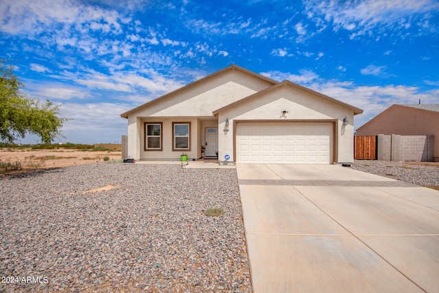 view of front facade featuring a garage