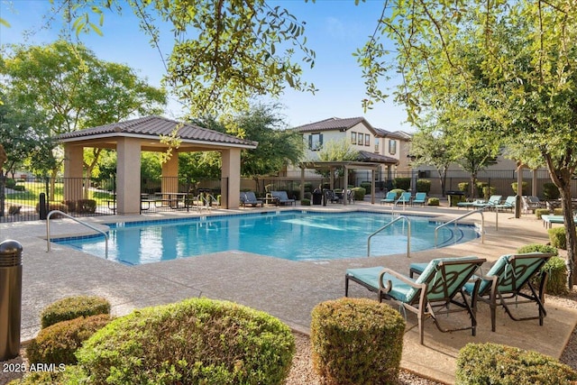 2868 E Binner Dr, Chandler, AZ 85225 - community pool with a gazebo, fence, and a patio area