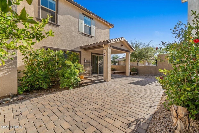 2868 E Binner Dr, Chandler, AZ 85225 - view of patio / terrace with fence
