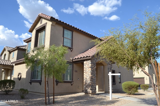 view of front of house featuring a garage