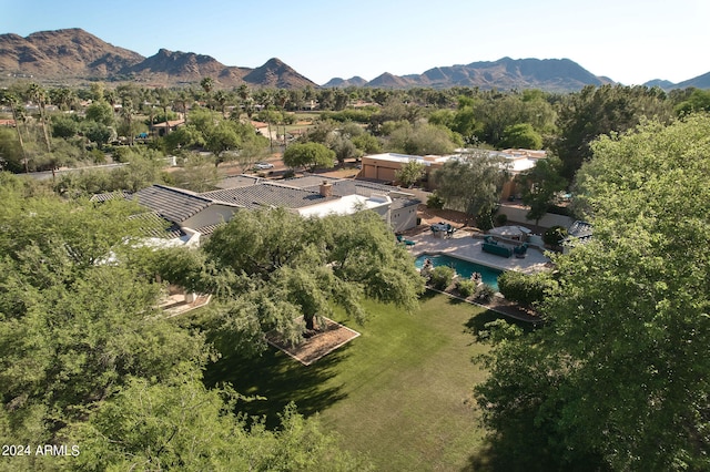 bird's eye view with a mountain view