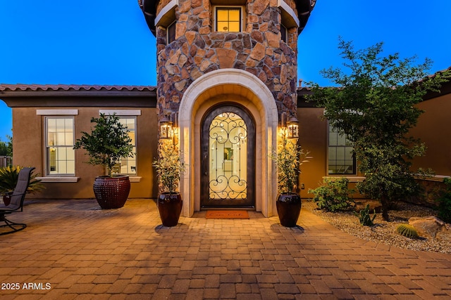 35443 N 87th Pl, Scottsdale, AZ 85266 - entrance to property featuring stone siding and stucco siding
