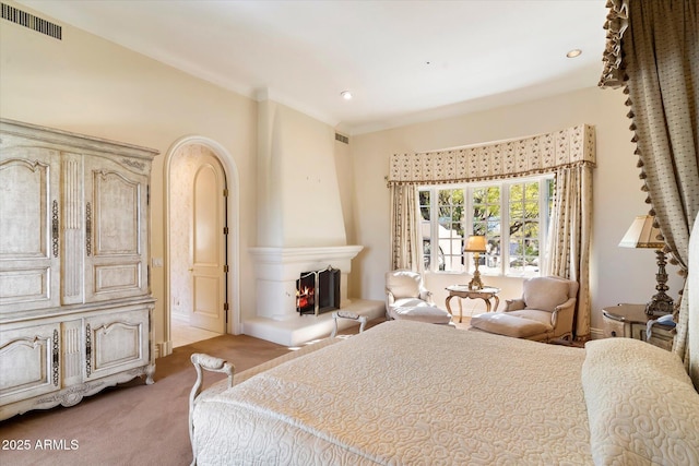 bedroom featuring carpet floors