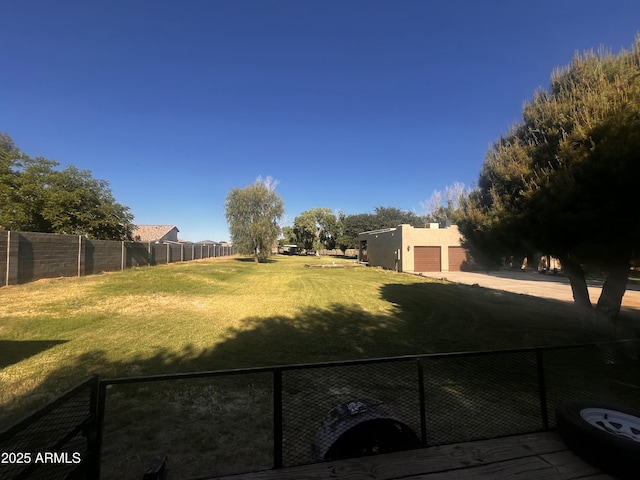 25722 S 179th St, Queen Creek, AZ 85142 - view of yard featuring a garage