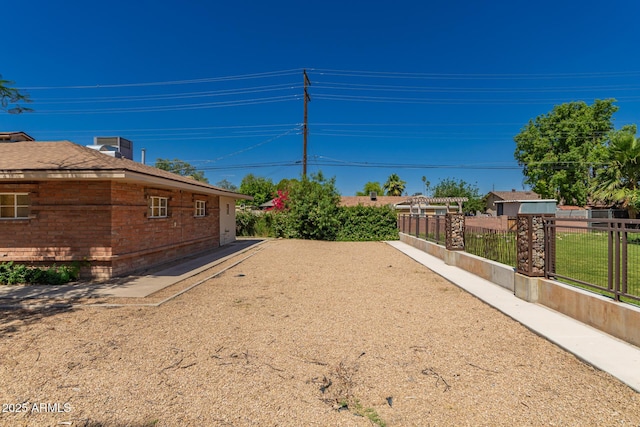 6100 N 36th Ave, Phoenix, AZ 85019 - view of yard