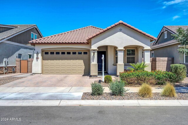 view of front of house with a garage