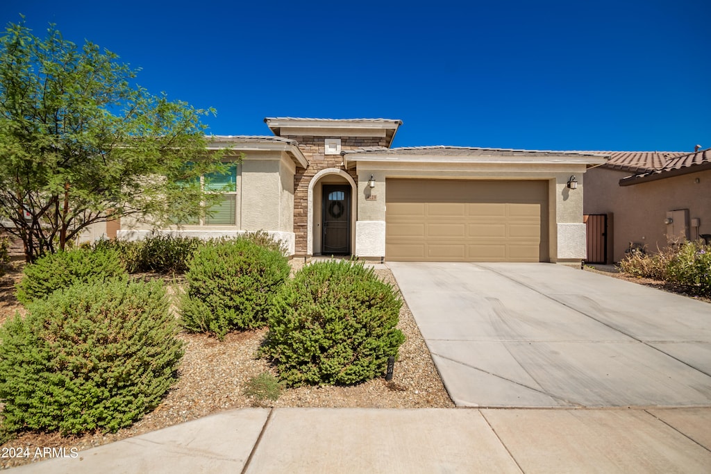 view of front of home featuring a garage