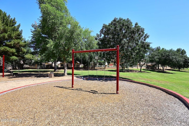 1640 W Gail Dr, Chandler, AZ 85224 - community jungle gym with a lawn