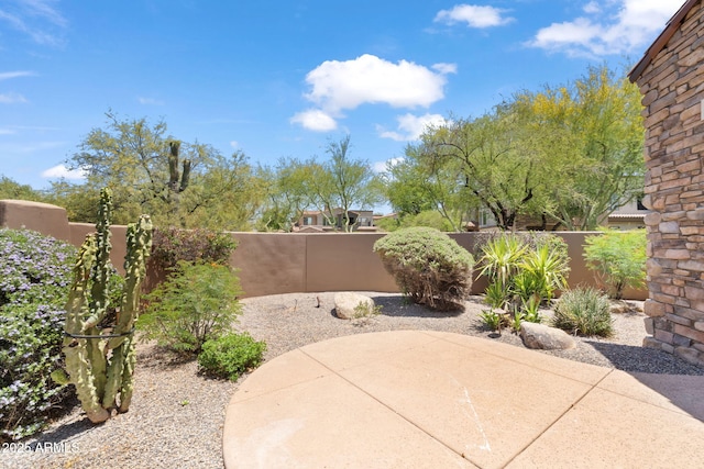 19550 N Grayhawk Dr Unit 1144, Scottsdale, AZ 85255 - fenced backyard with a patio
