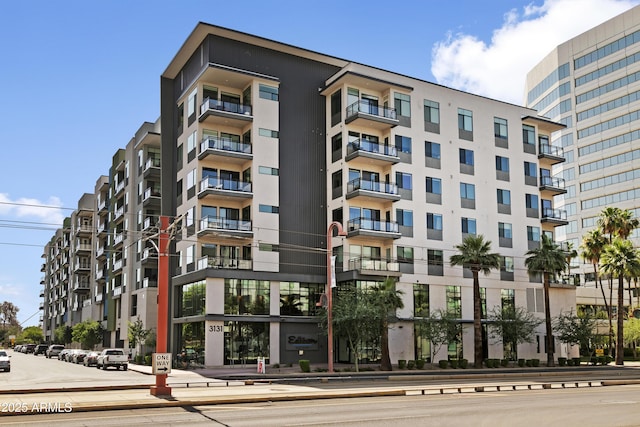 3131 N Central Ave Unit 3009, Phoenix, AZ 85012 - view of apartment building / complex