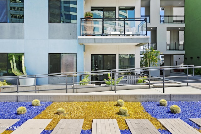3131 N Central Ave Unit 3009, Phoenix, AZ 85012 - view of building exterior