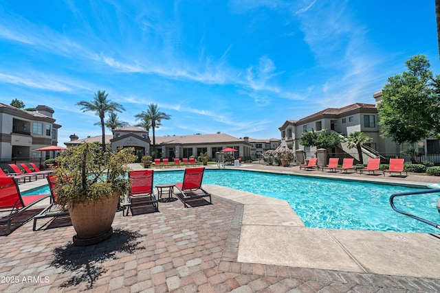 1941 S Pierpont Dr Unit 2015, Mesa, AZ 85206 - community pool with a residential view and a patio area