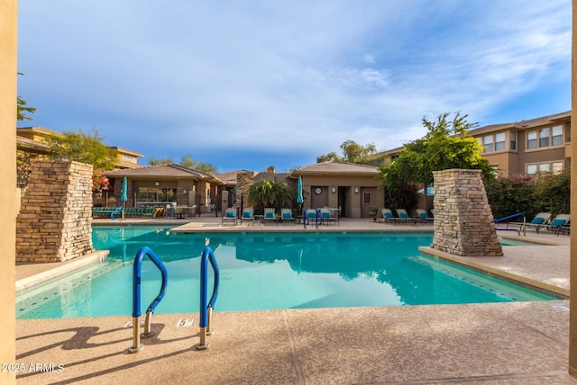 20100 N 78th Pl Unit 2114, Scottsdale, AZ 85255 - community pool with a patio area