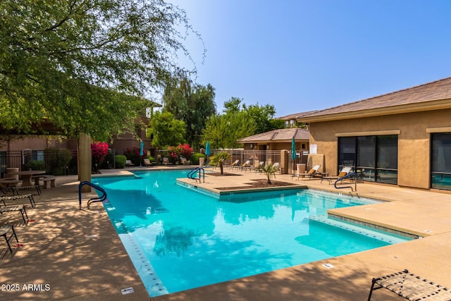 20100 N 78th Pl Unit 2114, Scottsdale, AZ 85255 - community pool featuring a patio area