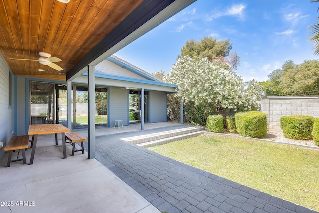 view of patio with ceiling fan