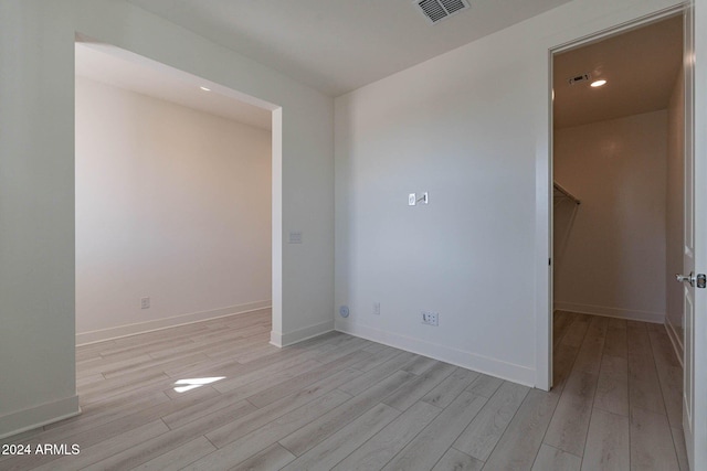 empty room featuring light hardwood / wood-style floors