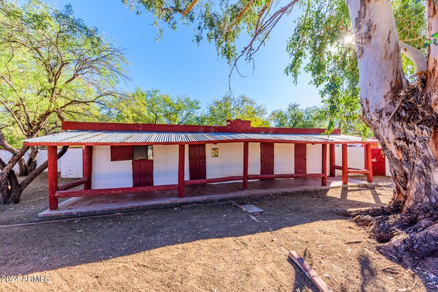 view of front of house