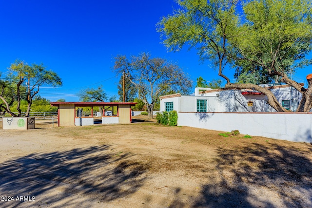 view of front of property