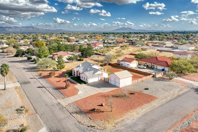 bird's eye view featuring a mountain view