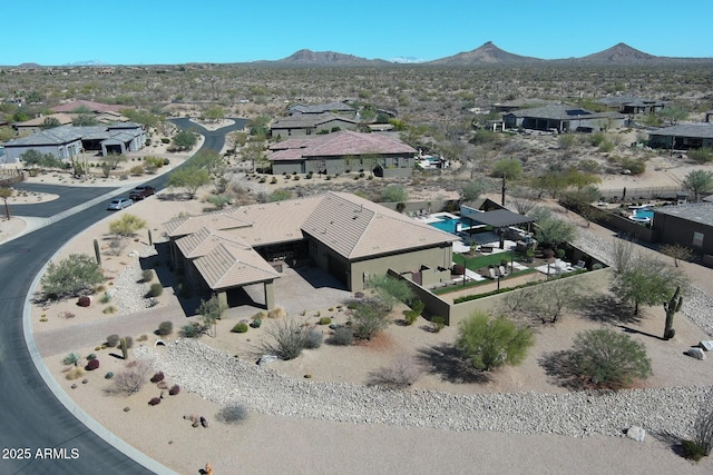 bird's eye view featuring a mountain view