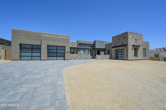 13290 E Ln Junta Rd, Scottsdale, AZ 85255 - contemporary house featuring stone siding