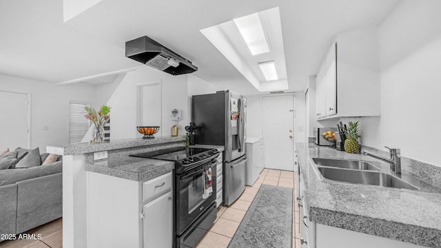 10420 N 10th St Unit 2, Phoenix, AZ 85020 - kitchen featuring a sink, electric range, ventilation hood, a peninsula, and light tile patterned floors