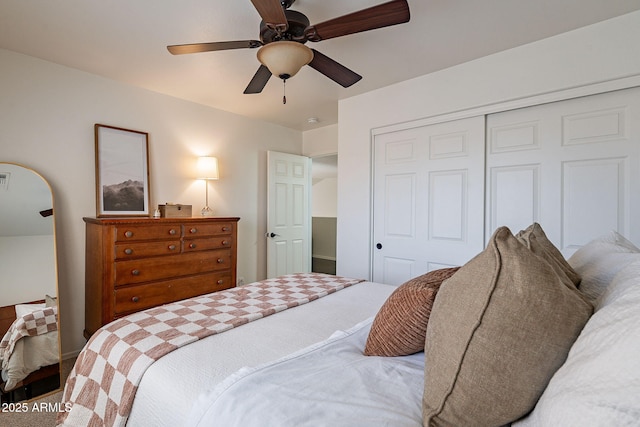 1125 S Larkspur St, Gilbert, AZ 85296 - bedroom featuring a closet and ceiling fan