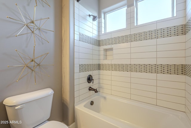 8768 E Granite Pass Rd, Scottsdale, AZ 85266 - full bathroom featuring a chandelier, toilet, and bathing tub / shower combination