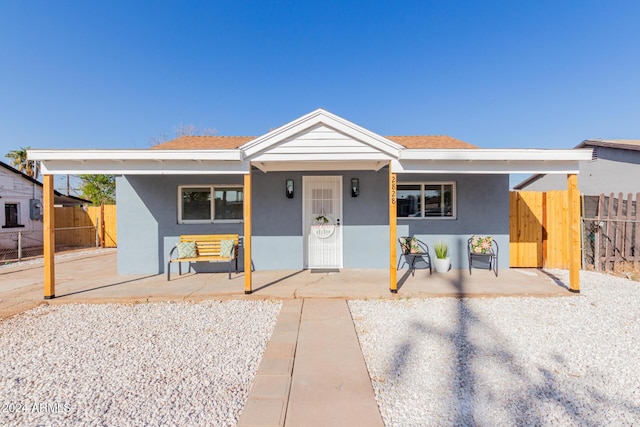 view of front of home with covered porch