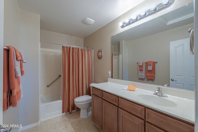 full bathroom featuring vanity, toilet, and shower / bath combo with shower curtain